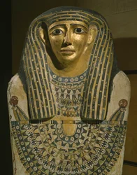 Sarkofag Imenhetepa, z Touna el Gebel, I w. p.n.e.-I w. n.e., (malowane i złocone drewno figowe, karton, płótno sztukatorskie)